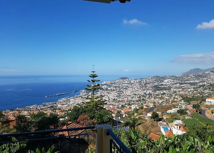 Apartment With Beautiful Ocean And City View
